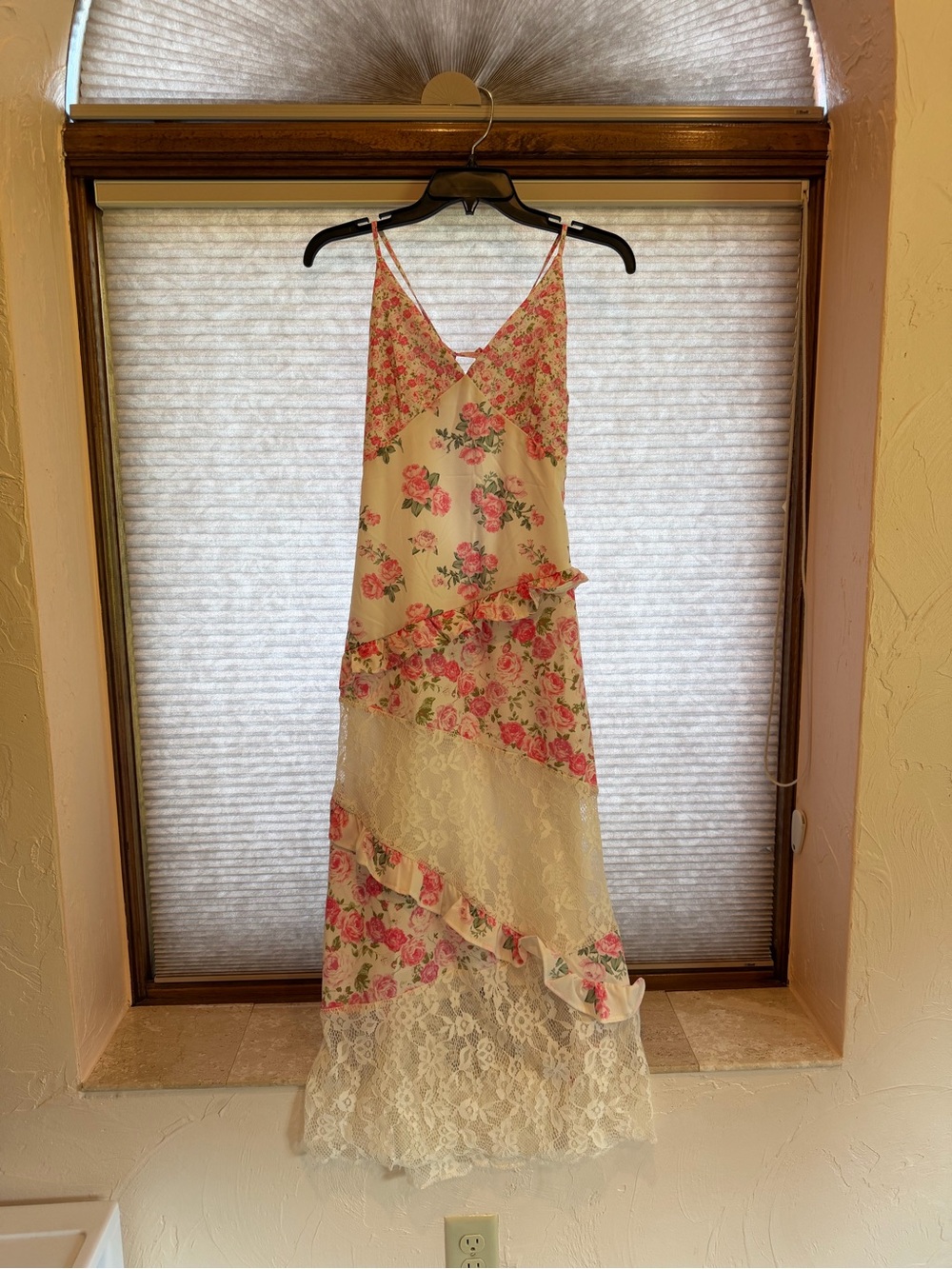 SHEIN Cream Maxi Dress with Pink Rose Print and Lace Tiers